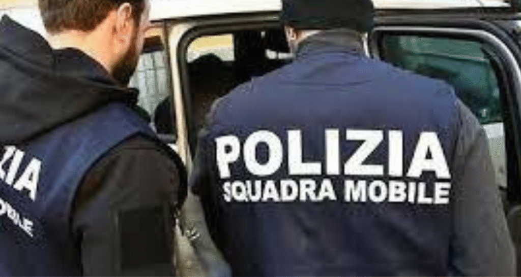 Spaccio a Varazze: 41enne sorpreso a cedere droga, in casa aveva cocaina e un "kit" per il confezionamento