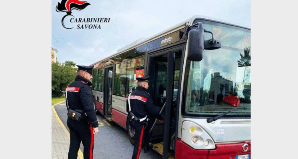 Paura a Cairo Montenotte: Autista Tpl accoltellato sul bus, trasportato in ospedale
